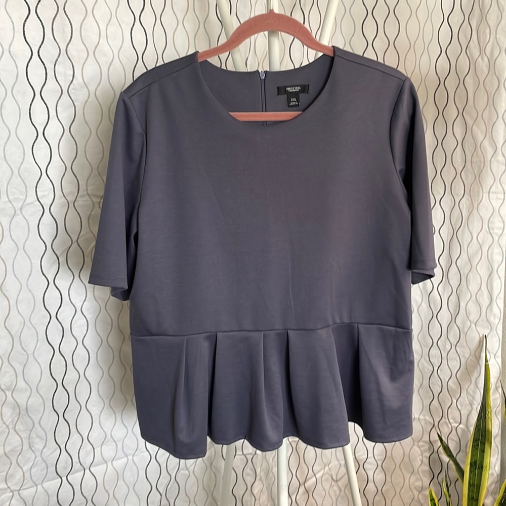 Dark grey XXL Simply Vera babydoll shirt NWOT